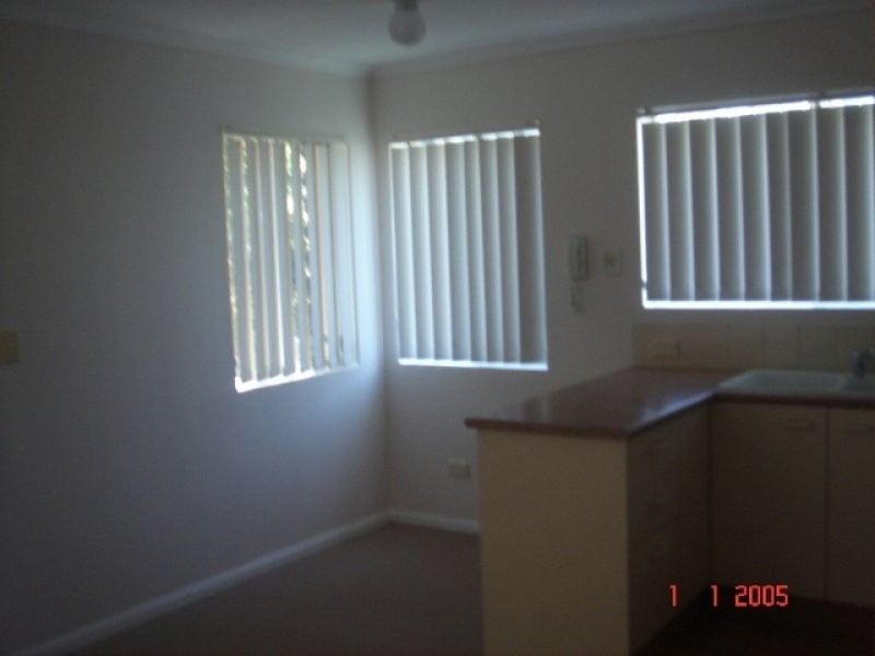 13/4 Adori Street, Chevron Island QLD 4217