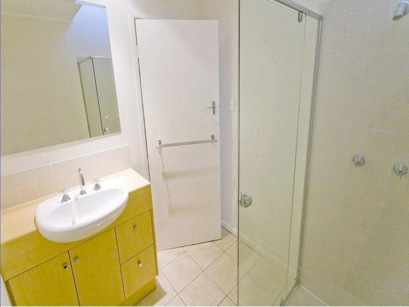 Milton QLD 4064
