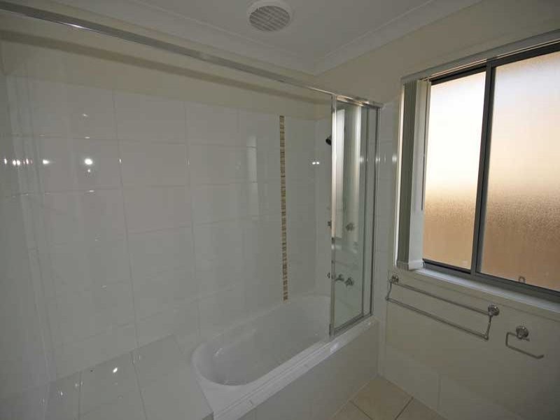 130 Jutland Street, Oxley QLD 4075