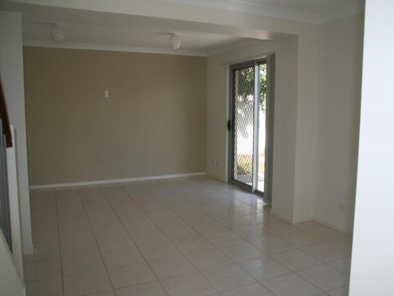 130 Jutland Street, Oxley QLD 4075