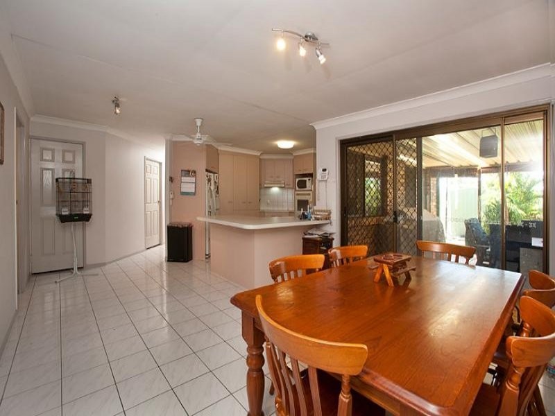 20 Fisher Street, Collingwood Park QLD 4301