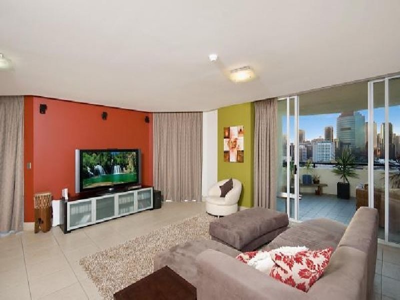 57 Lambert Street, Kangaroo Point QLD 4169