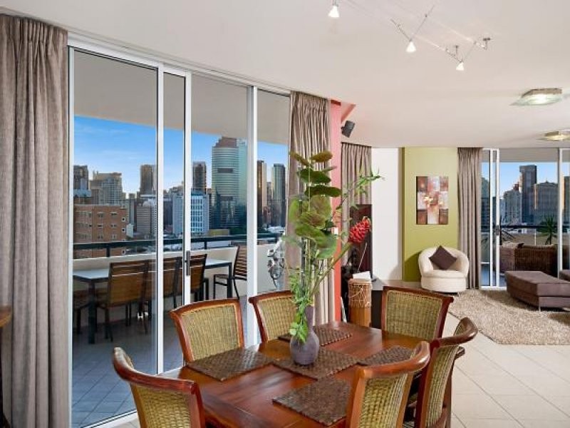 57 Lambert Street, Kangaroo Point QLD 4169