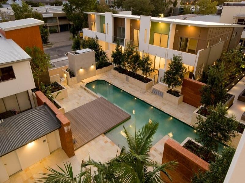 TH04/20 Anthony Street, West End QLD 4101