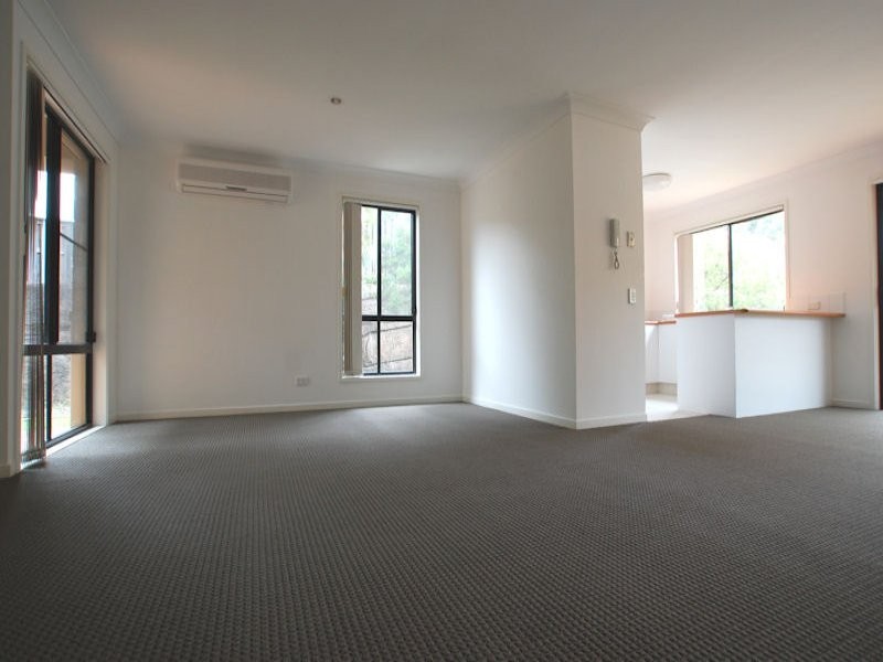 24 Amsonia Court,, Arundel QLD 4214