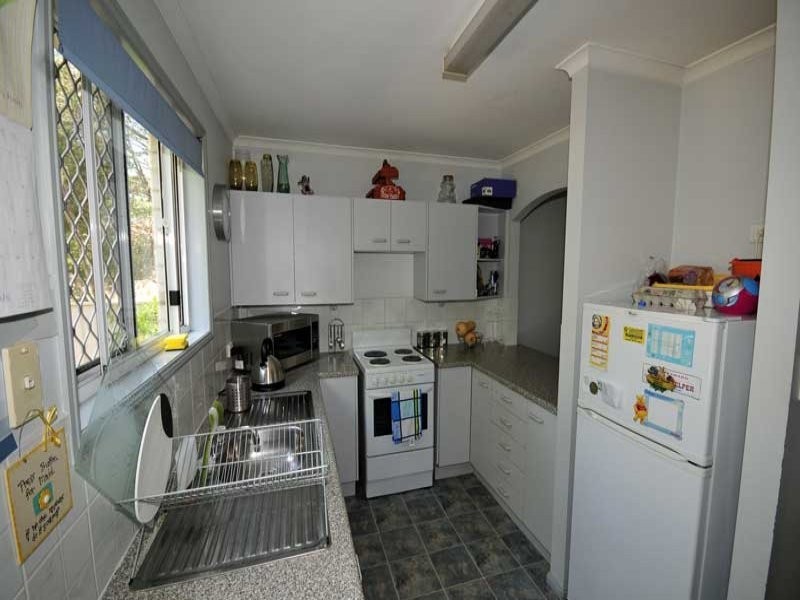 15 Magellan Road, Springwood QLD 4127