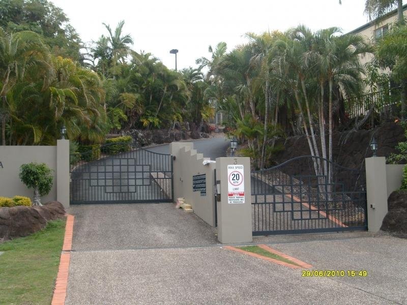 15 Fortuna Place,, Parkwood QLD 4214