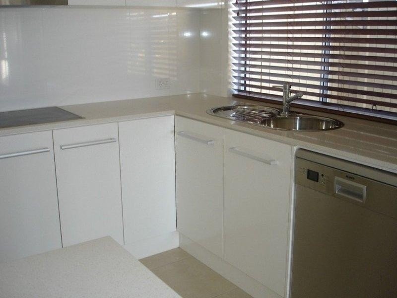 1 / 245a mackenzie street, Centenary Heights QLD 4350