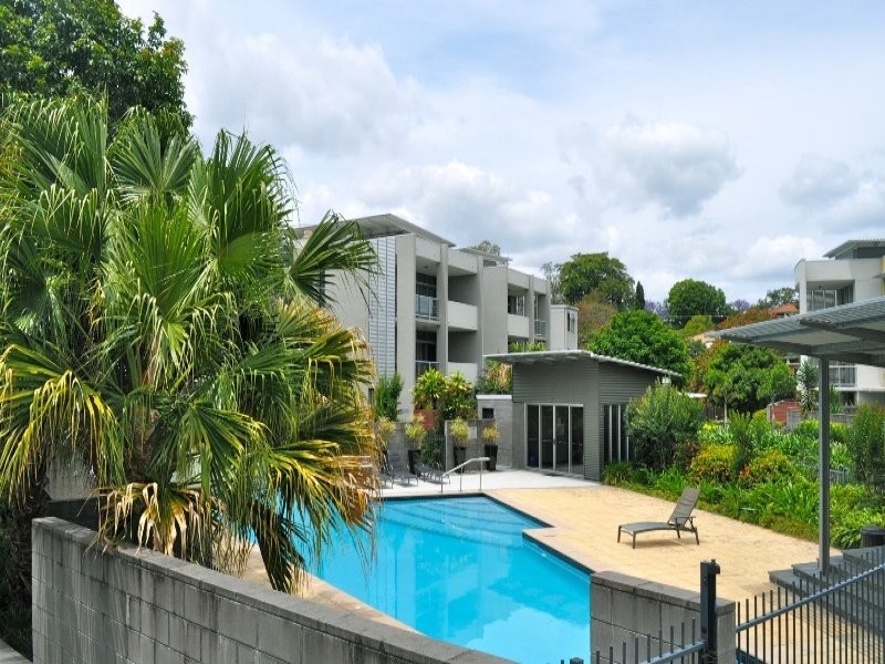 64/2 Campbell St, Toowong QLD 4066