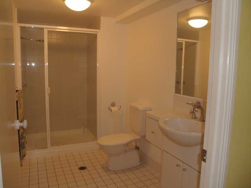 85 Commercial Road, Teneriffe QLD 4005