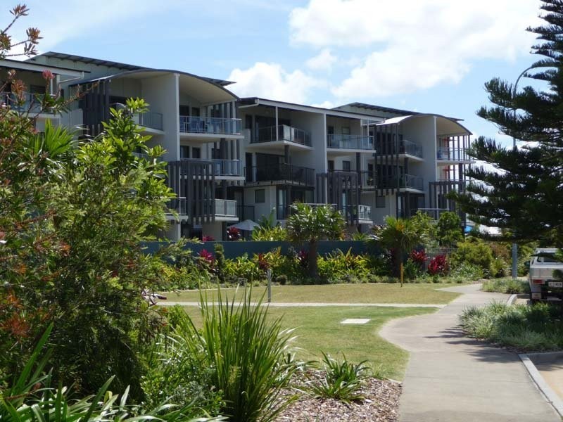 52/10 Grand Parade, Kawana Island QLD 4575