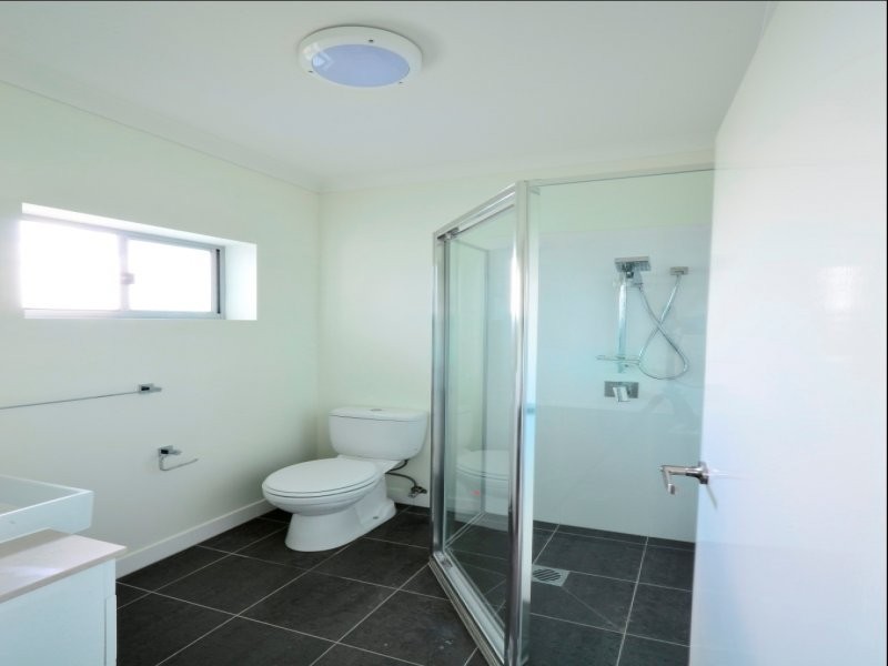 3 / 28 Carl Street, Woolloongabba QLD 4102