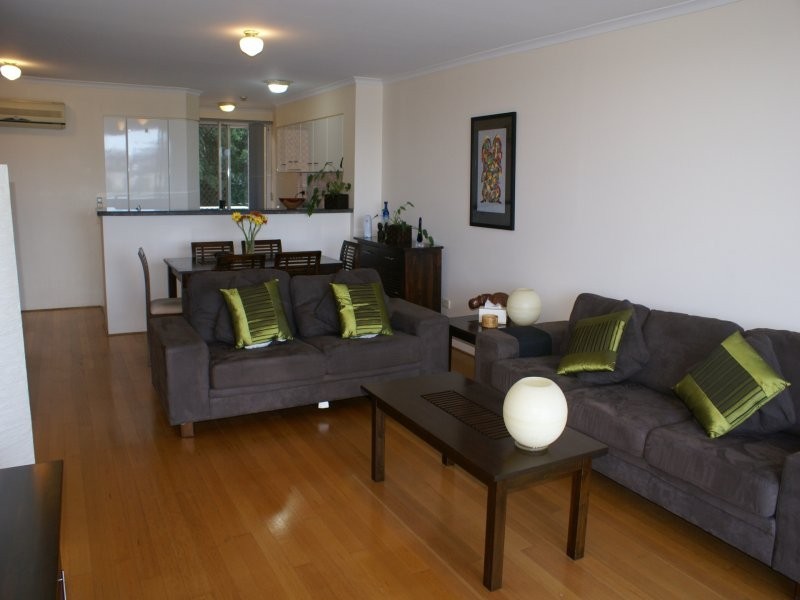 135 Macquarie Street, Teneriffe QLD 4005