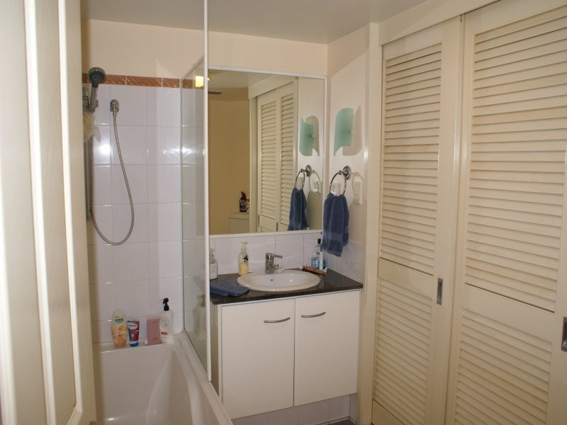 135 Macquarie Street, Teneriffe QLD 4005