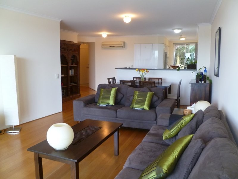 135 Macquarie Street, Teneriffe QLD 4005