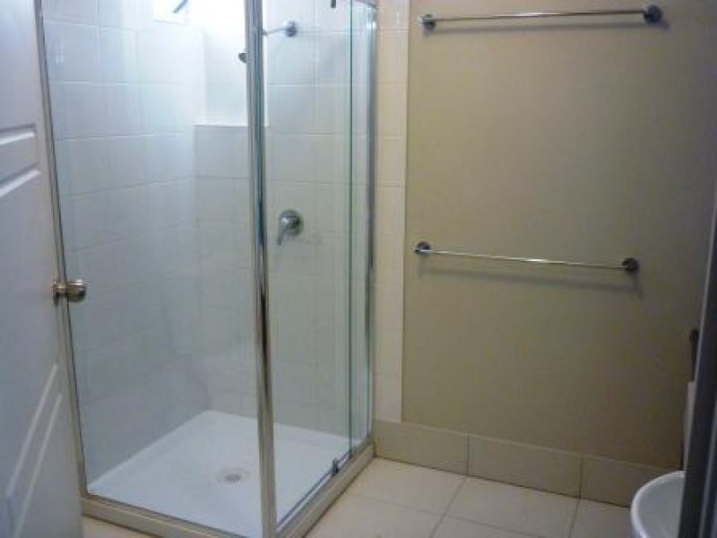 2 CULLEN AVE, Hervey Bay QLD 4655