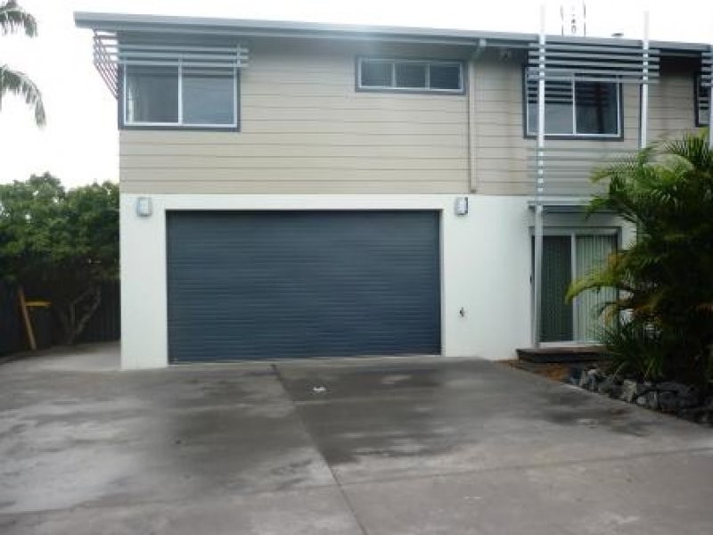 2 CULLEN AVE, Hervey Bay QLD 4655