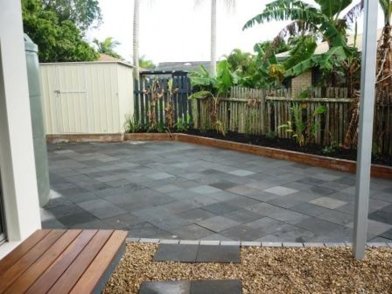 2 CULLEN AVE, Hervey Bay QLD 4655