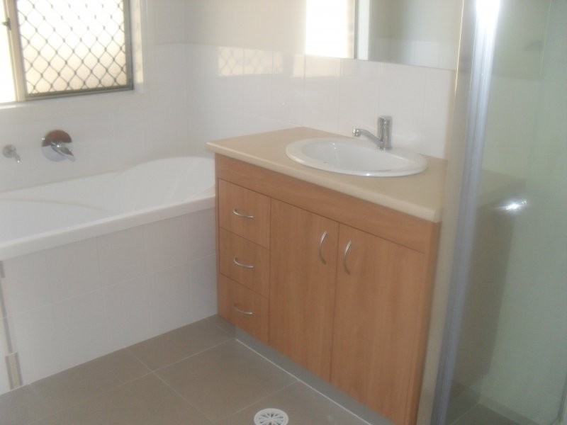 Springfield Lakes QLD 4300