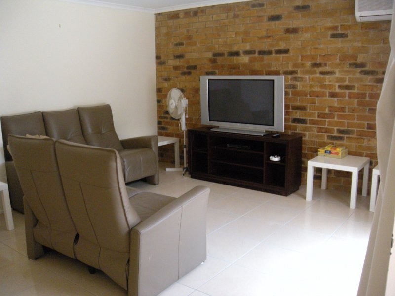 Unit 24/39 Barrett St, Robertson QLD 4109
