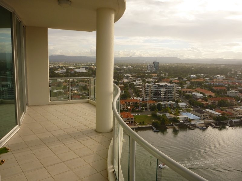 40 RIVERVIEW PDE, Surfers Paradise QLD 4217