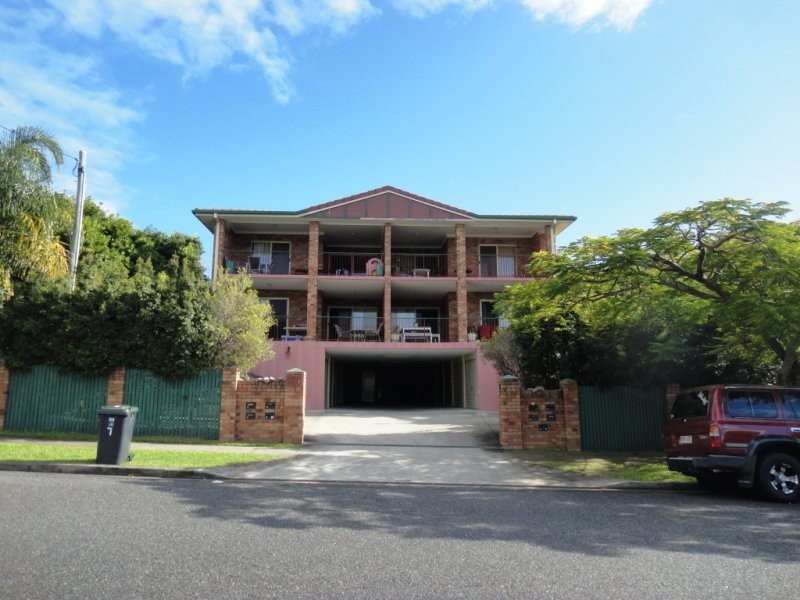 Unit 2/ 69 Shakespeare Street, Coorparoo QLD 4151