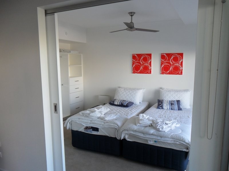 U41 / 53 Darrambal, Surfers Paradise QLD 4217