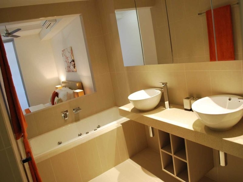 46/53 Darrambal, Surfers Paradise QLD 4217