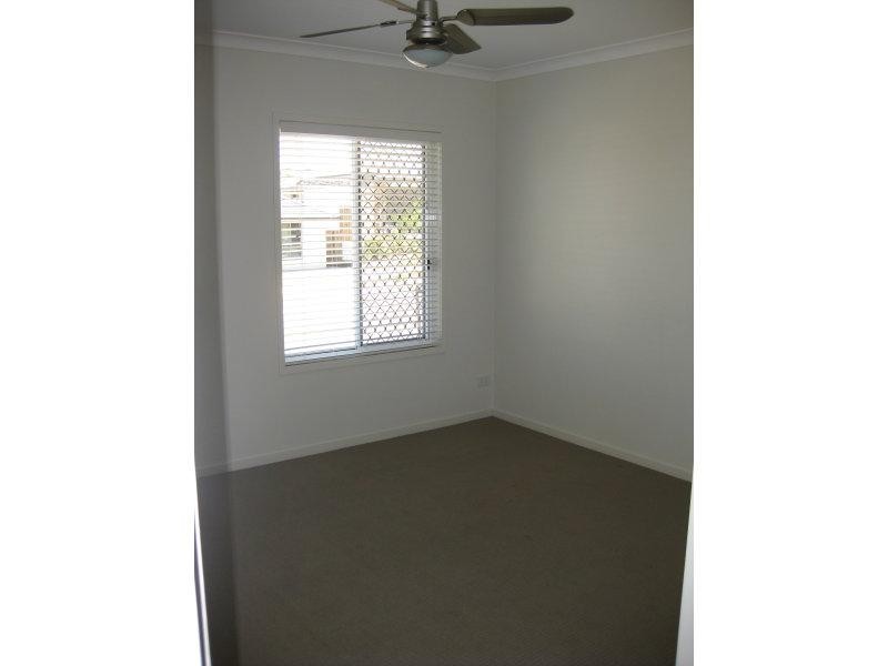 15 Riverside Crescent, Springfield Lakes QLD 4300