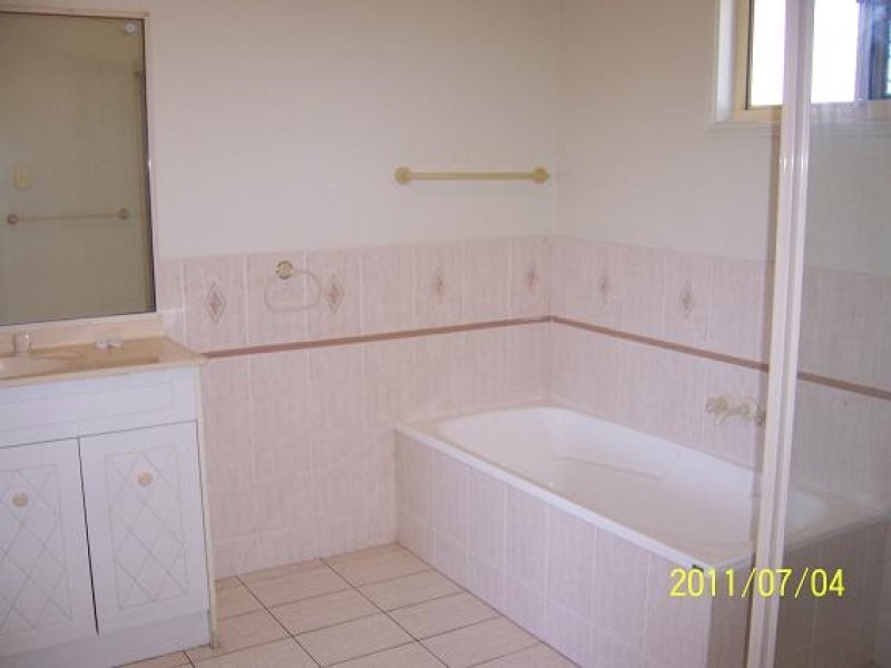Ashmore QLD 4214