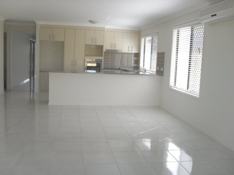 Springfield Lakes QLD 4300