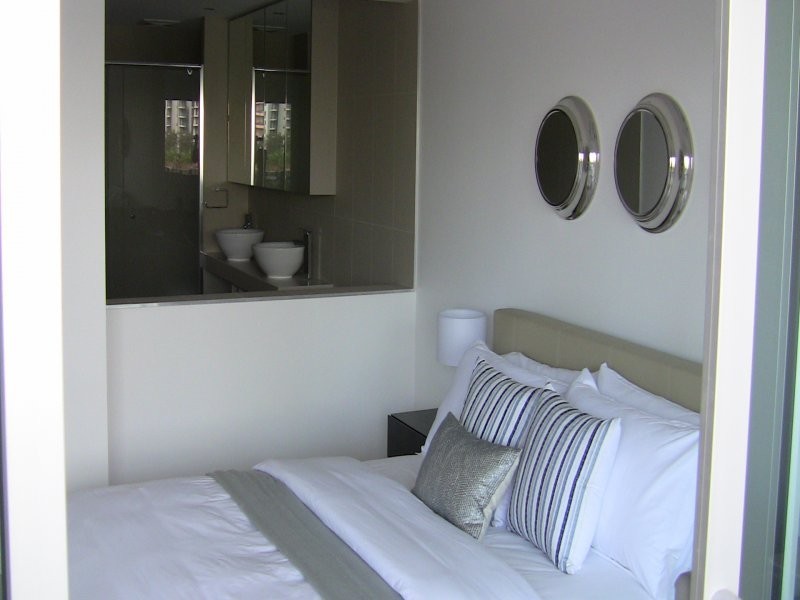 16/ 53 Darrambal, Chevron Island QLD 4217