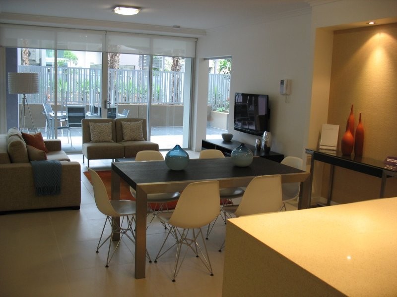 53 Darrambal, Surfers Paradise QLD 4217