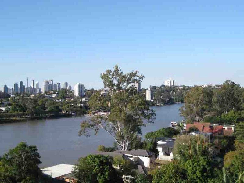 25/36 Jerdanefield St, St Lucia QLD 4067