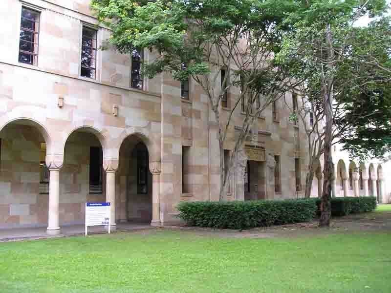 25/36 Jerdanefield St, St Lucia QLD 4067