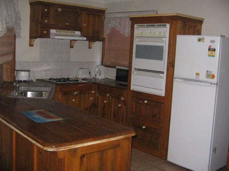 14 Barrett St, Robertson QLD 4109