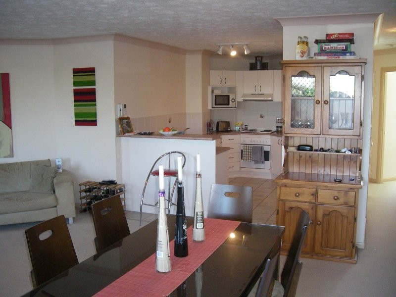 2/540 Old Cleveland Road, Camp Hill QLD 4152