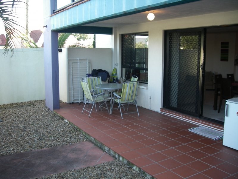 2/540 Old Cleveland Road, Camp Hill QLD 4152