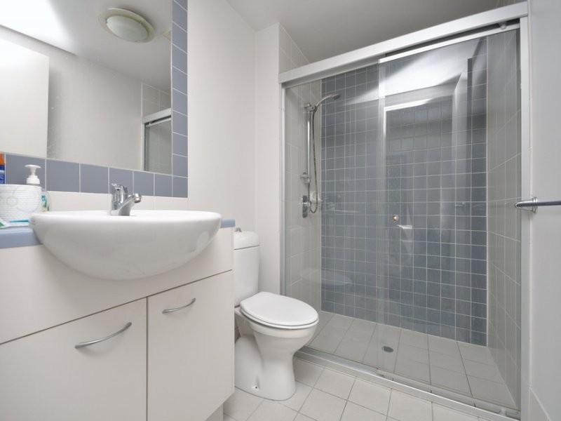 70 Norman Crescent, Norman Park QLD 4170