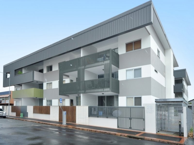 Unit 303 / 28 Masters Street, Newstead QLD 4006