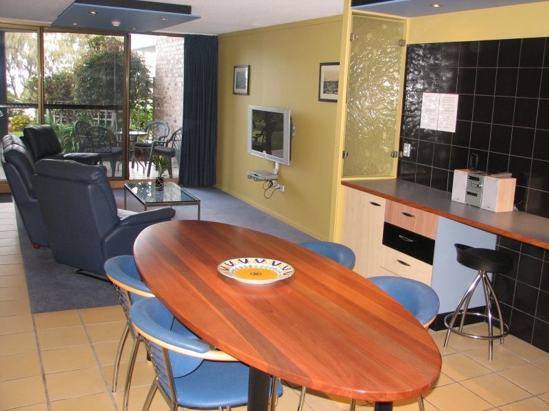 32 Victoria Terrace, Kings Beach QLD 4551