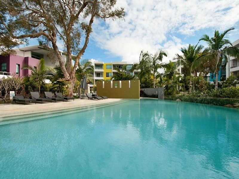 28 Bayview Street, Runaway Bay QLD 4216