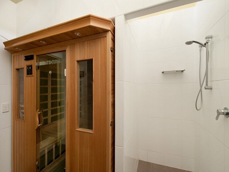 28 Bayview Street, Runaway Bay QLD 4216