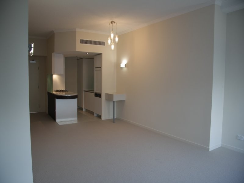 28 Bayview Street, Runaway Bay QLD 4216