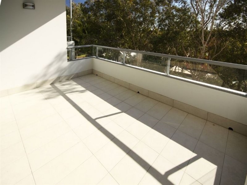 28 Bayview Street, Runaway Bay QLD 4216