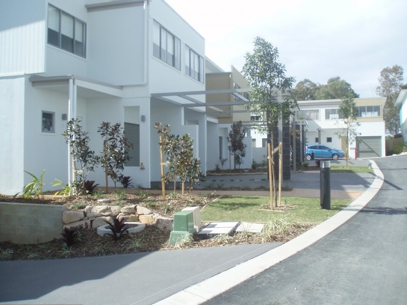 1 / 430 Pine Ridge Road, Coombabah QLD 4216