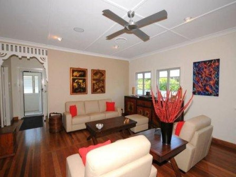 602 The Esplanade, Hervey Bay QLD 4655