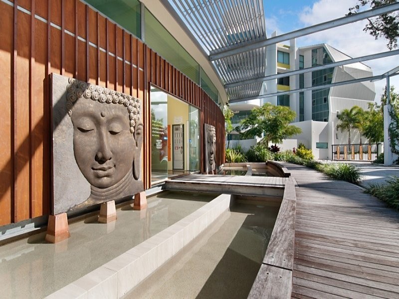 28 Bayview Street, Runaway Bay QLD 4216