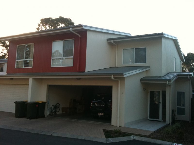 71 Elizabeth st, Urangan QLD 4655