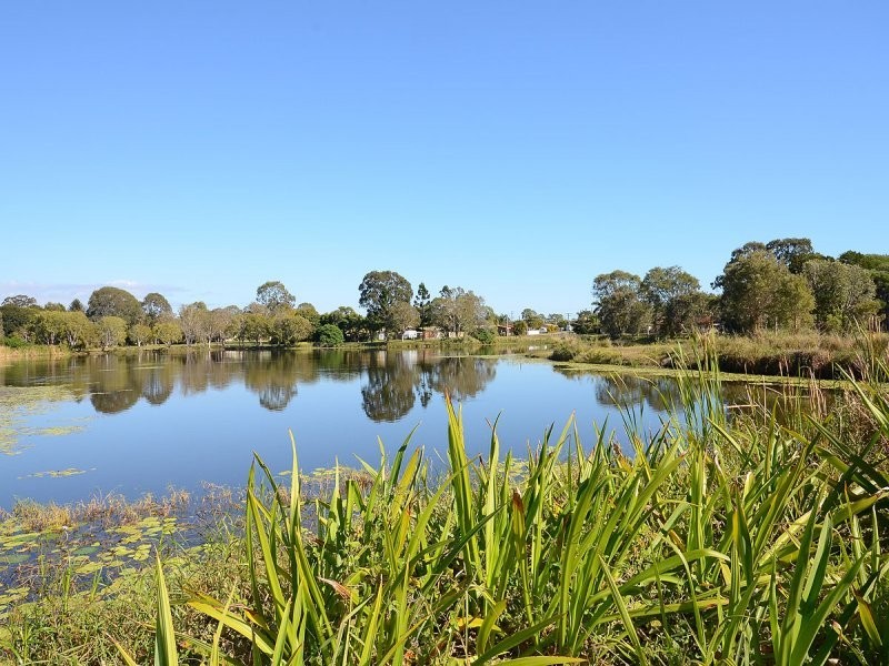 71 Elizabeth st, Urangan QLD 4655